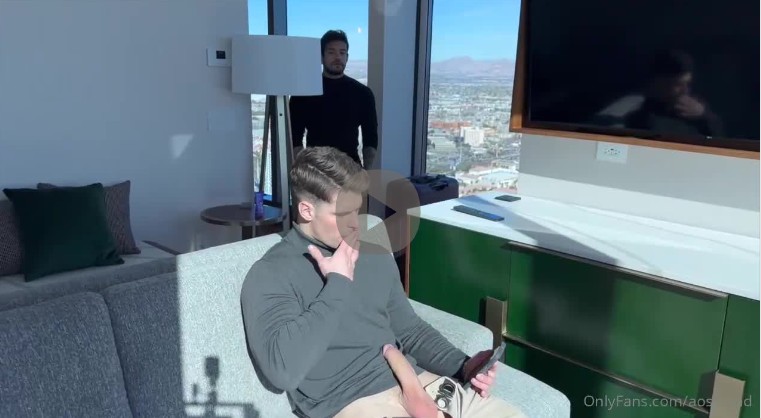 Malik Delgaty fucks Alejo Ospina again